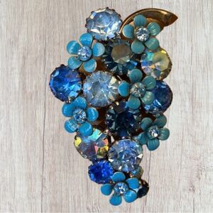 Rare Weiss Floral Grape Brooch with Aurora Borealis  Stones